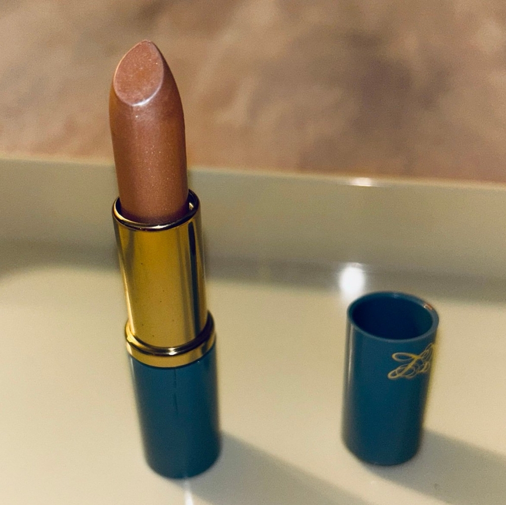 Estée Lauder Futurist Full Treatment Lipstick Gold Shimmering Plumping Hi-Luster